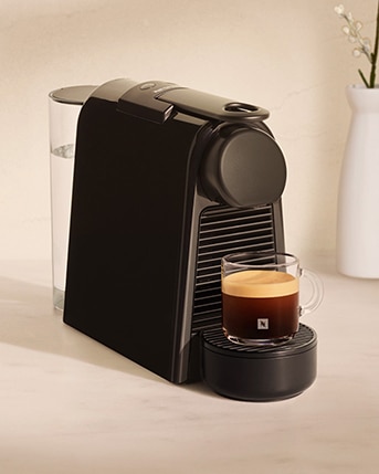 Essenza Mini Piano Black | Coffee Machine | Nespresso